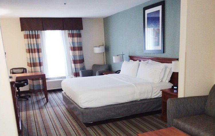 Holiday Inn Express & Suites Salamanca, An Ihg Hotel Экстерьер фото