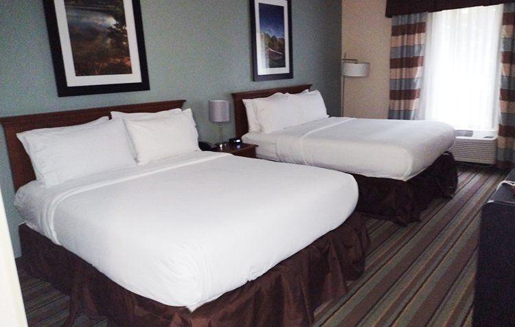 Holiday Inn Express & Suites Salamanca, An Ihg Hotel Экстерьер фото
